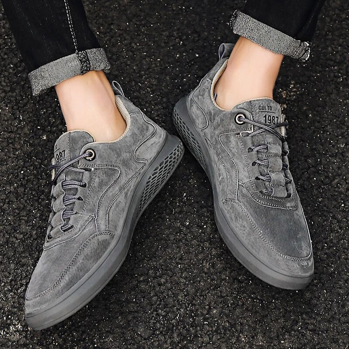 1987 Sneaker aus echtem Wildleder