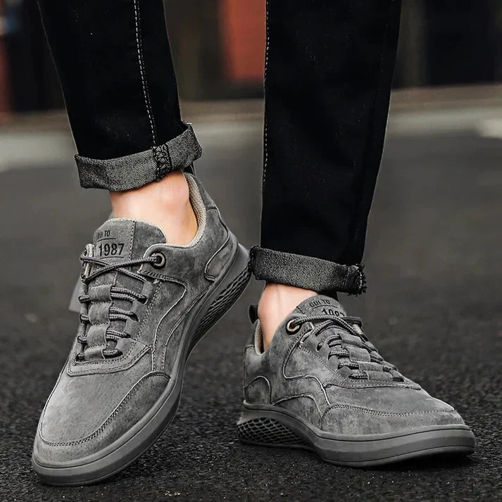 1987 Sneaker aus echtem Wildleder