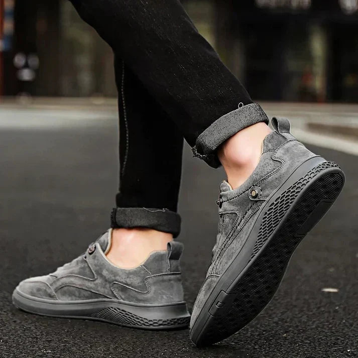 1987 Sneaker aus echtem Wildleder
