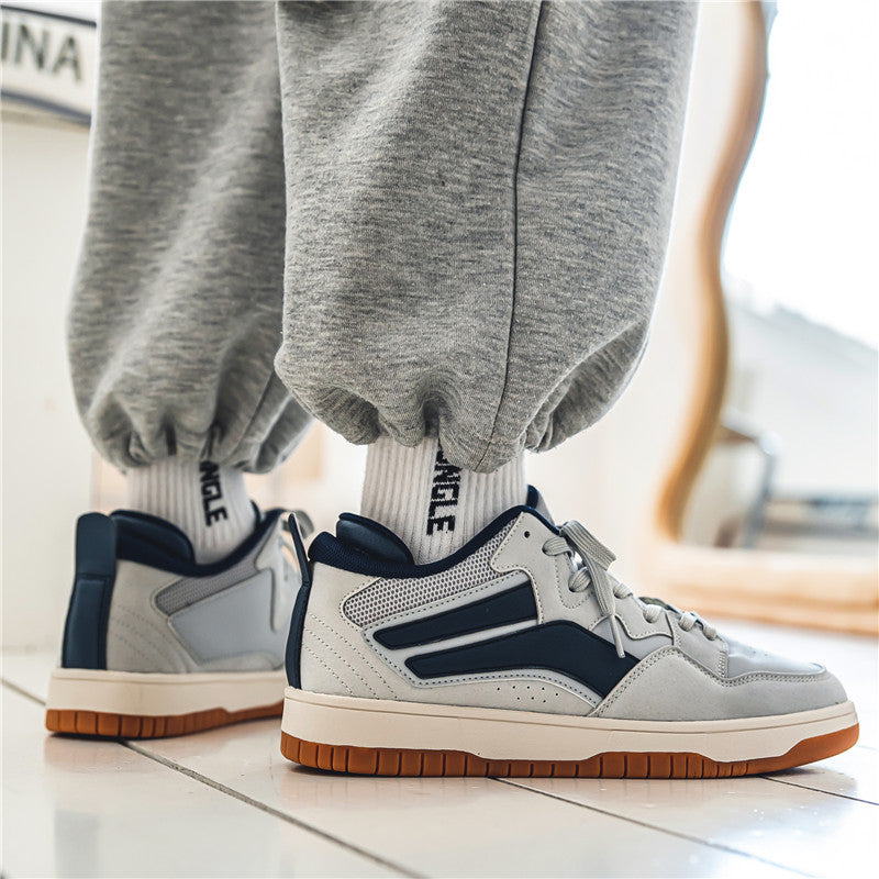 Skyline Sneaker