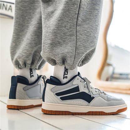 Skyline Sneaker
