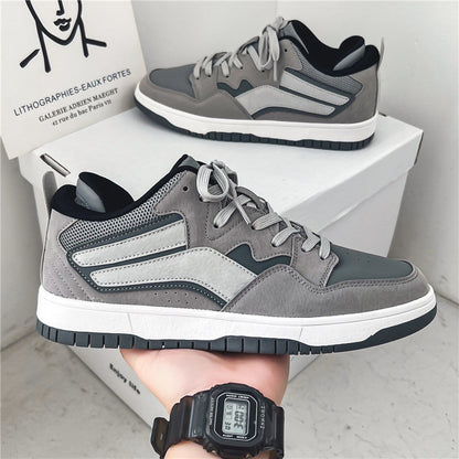 Skyline Sneaker